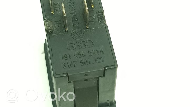 Volkswagen Golf II Fog light switch 191959621B