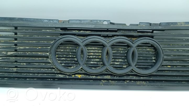 Audi 80 90 B2 Grotelės priekinės 