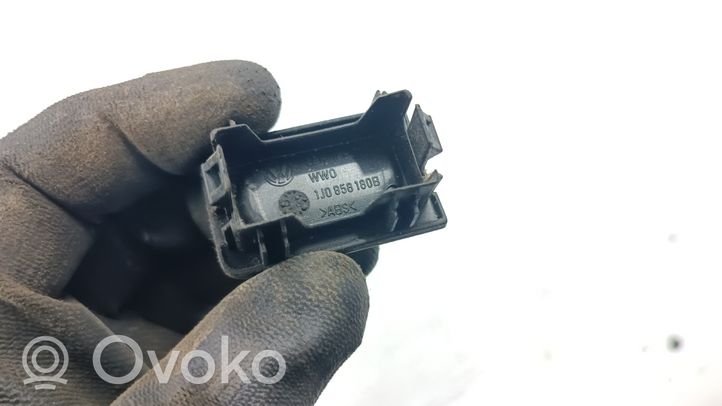 Volkswagen Bora Autres commutateurs / boutons / leviers 1J0858180B