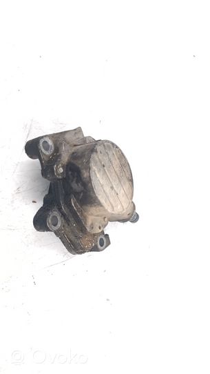 Volkswagen Golf IV Alipainepumppu 038145101B