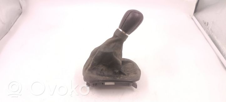 Seat Leon (1M) Rivestimento in pelle/manopola della leva del cambio 1M0711113A