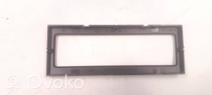 Volkswagen PASSAT B5 Inserti decorativi cornice della consolle centrale 1J0907047H