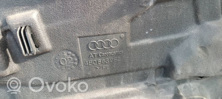 Audi A6 S6 C5 4B Takaoven verhoilu 4B0863982A