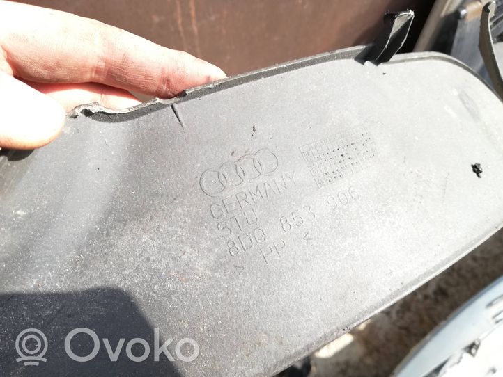 Audi A4 S4 B5 8D Etuoven kynnyksen suojalista 8D0853906