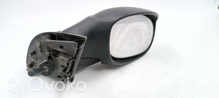 Citroen C3 Manualne lusterko boczne drzwi przednich 011030