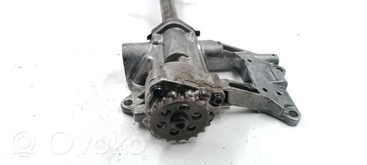 BMW 5 E39 Oil pump 11412247212