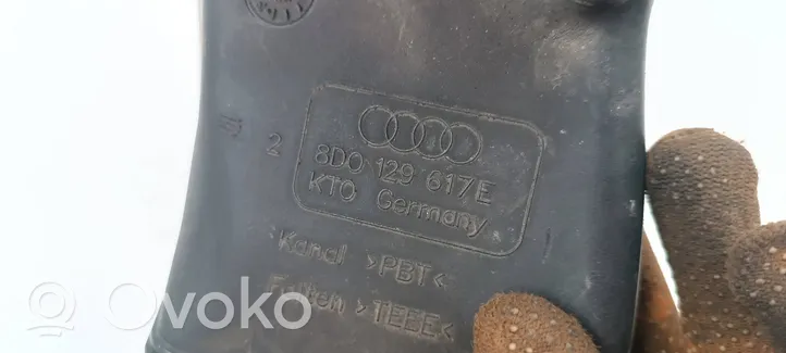 Audi A4 S4 B5 8D Część rury dolotu powietrza 8D0129617E