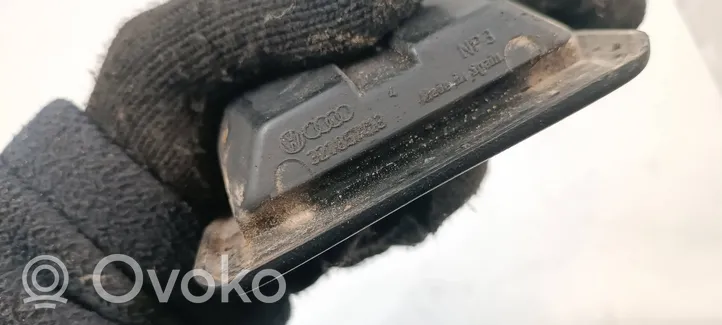 Seat Inca (6k) Popielniczka deski rozdzielczej 321857413