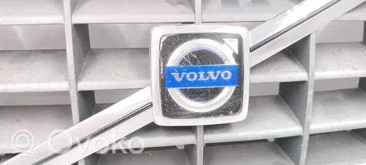 Volvo XC70 Grille calandre supérieure de pare-chocs avant 9190986
