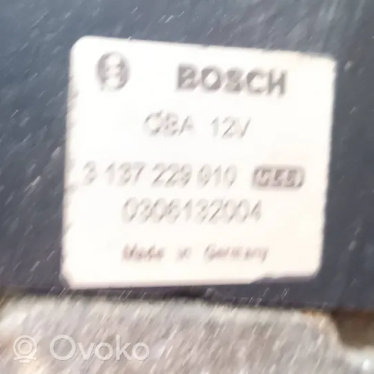 Volvo XC70 Jäähdyttimen jäähdytinpuhallin 1137328116