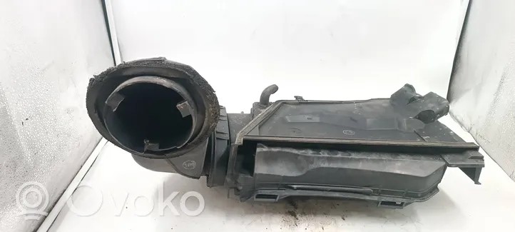 BMW 5 E39 Oro filtro dėžė 8379625