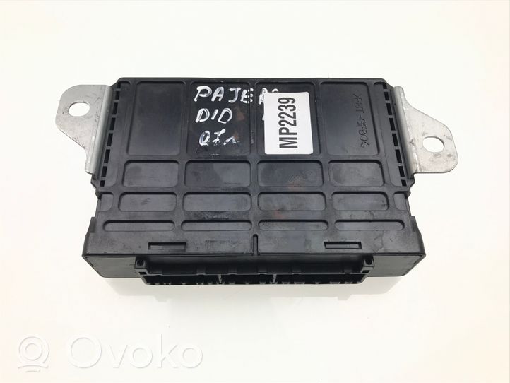 Mitsubishi Pajero Pavarų dėžės valdymo blokas 8631A261