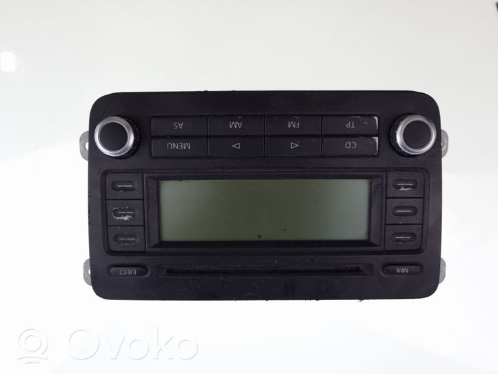 Volkswagen Golf V Panel radia NRA