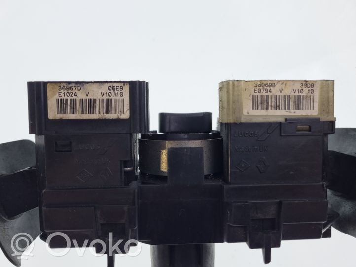 Renault Master II Interruptor/palanca de limpiador de luz de giro 54034997