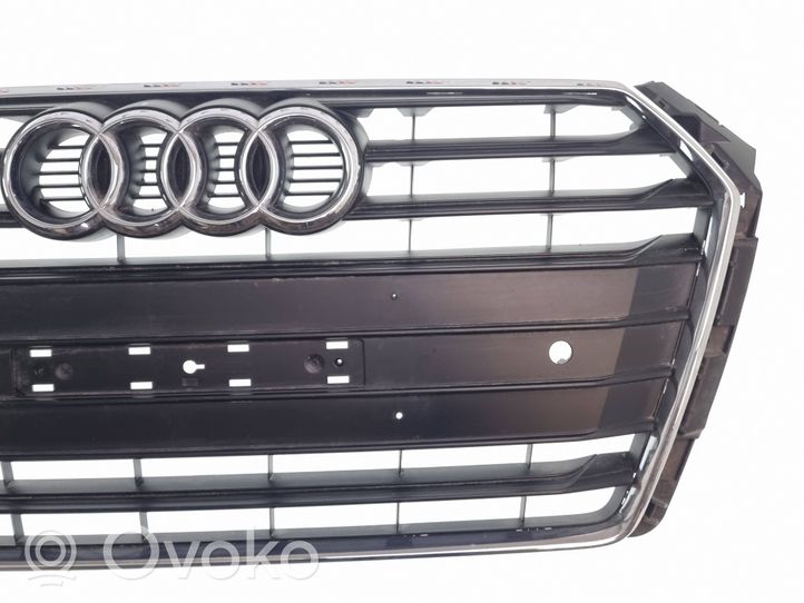 Audi A4 S4 B9 Atrapa chłodnicy / Grill 8W0853651BM