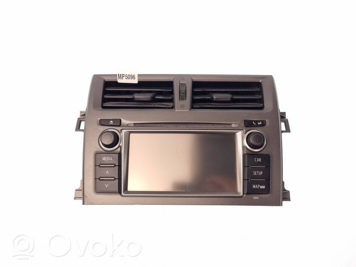 Toyota Verso-S Radio / CD-Player / DVD-Player / Navigation 8614052010