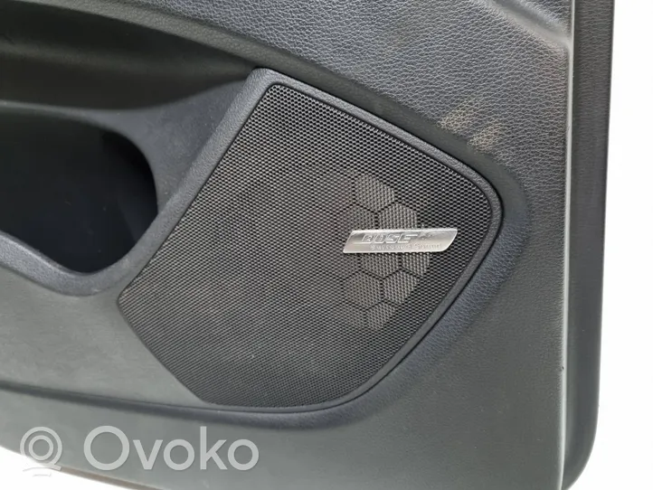 Audi Q7 4L Takaoven verhoilu 4L0863981