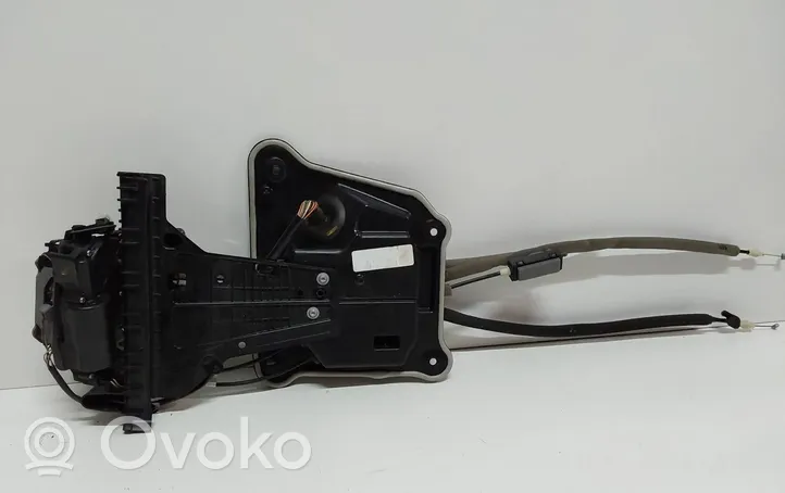 Chrysler Pacifica Sliding door lock 3041095