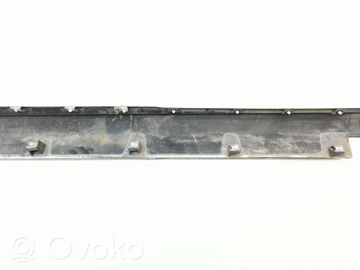 Chrysler Pacifica Sill 