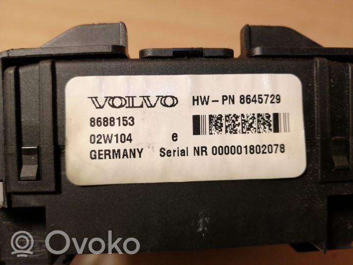 Volvo V70 Module de fusibles 8645729