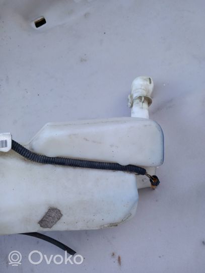 Ford C-MAX I Windshield washer fluid reservoir/tank 3M5113K163