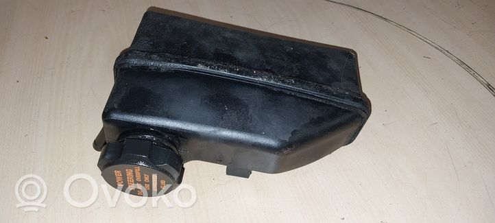 Volvo V70 Serbatoio/vaschetta del liquido del servosterzo 8649720