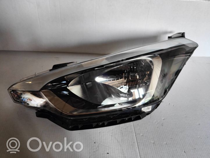 Hyundai i20 (GB IB) Lampa przednia 92101C8000