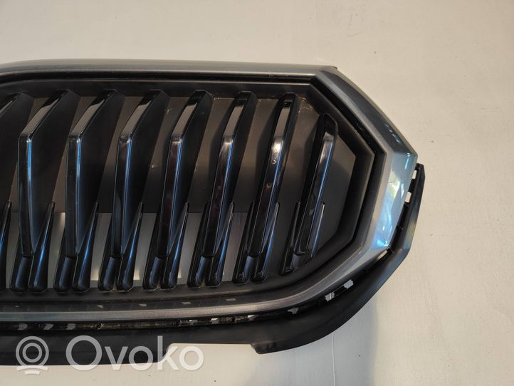 Skoda Fabia Mk4 (6VA) Grille calandre supérieure de pare-chocs avant 6VA853653