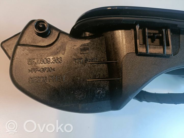 Seat Tarraco Sähköauton latauspistorasian kansi 5FJ809363