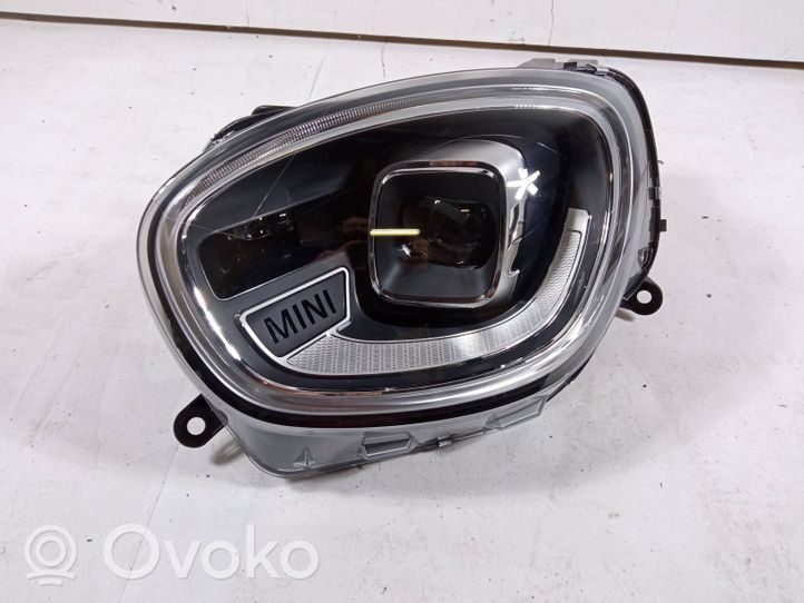 Mini Cooper Countryman F60 Lampa przednia 145100097100