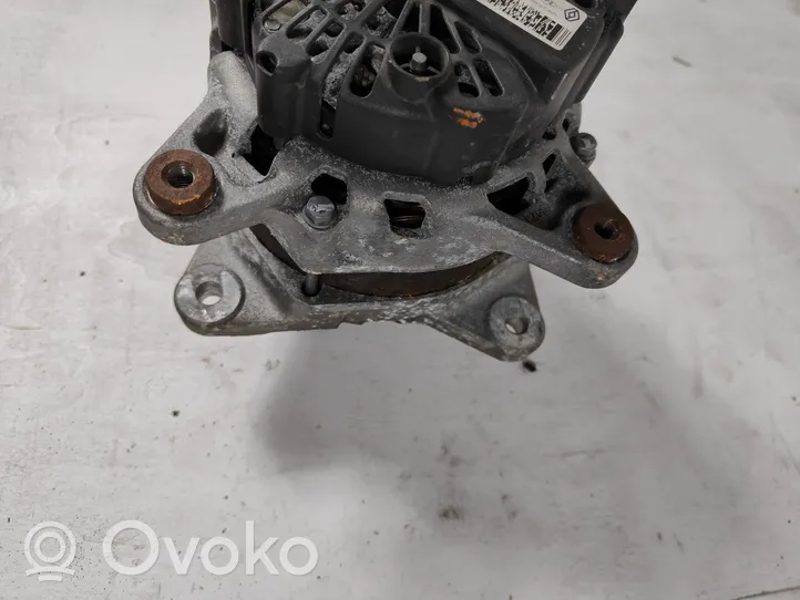 Renault Captur Alternator 231006677R