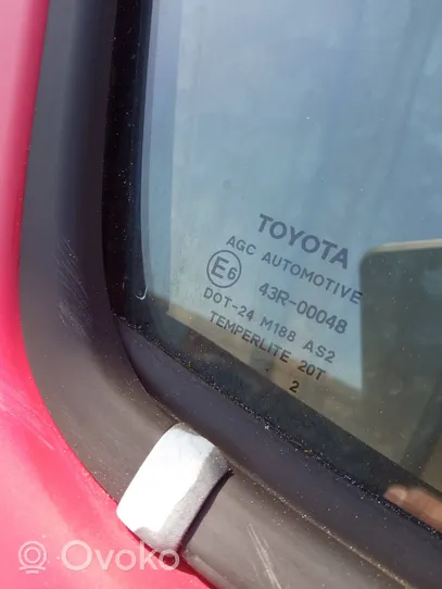 Toyota Yaris Porte arrière 