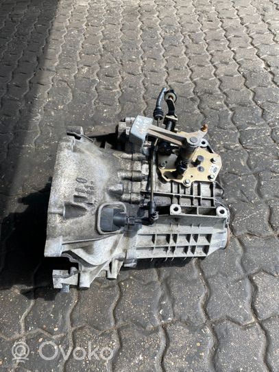 Volvo V50 Mechaninė 5 pavarų dėžė D2M2A