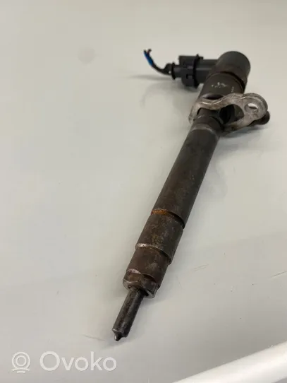 Volvo V70 Injecteur de carburant 30777526