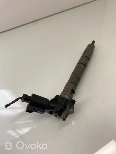 Volkswagen PASSAT B6 Injecteur de carburant 03L130277