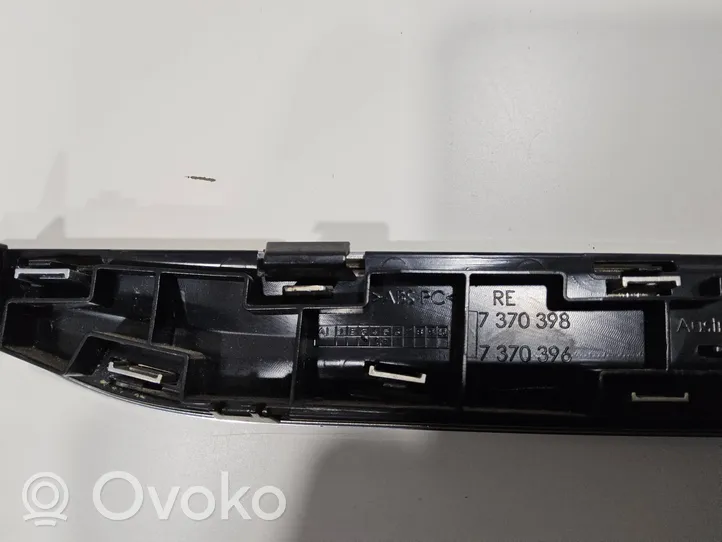 BMW 6 F12 F13 Listwa / Nakładka na błotnik przedni 7370396