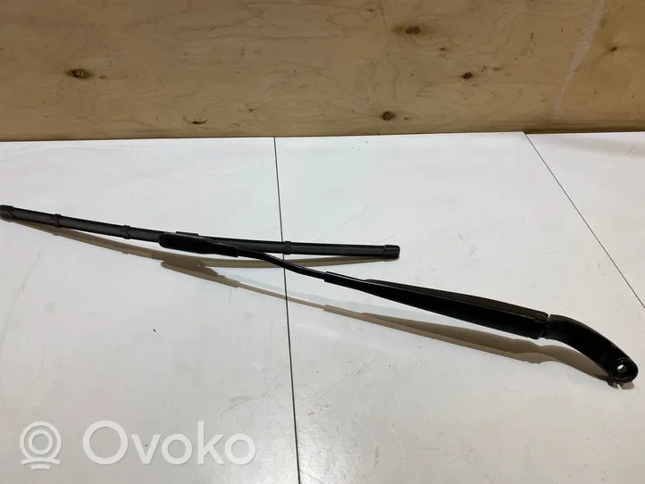 Ford Mustang VI Front wiper blade arm FR3B17C495AA