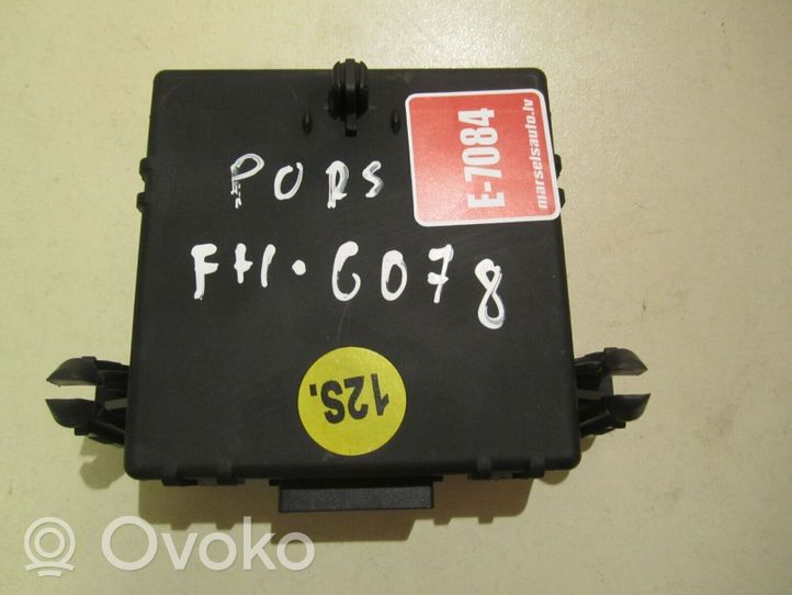 Porsche Cayenne (9PA) Gateway valdymo modulis 7L5907530