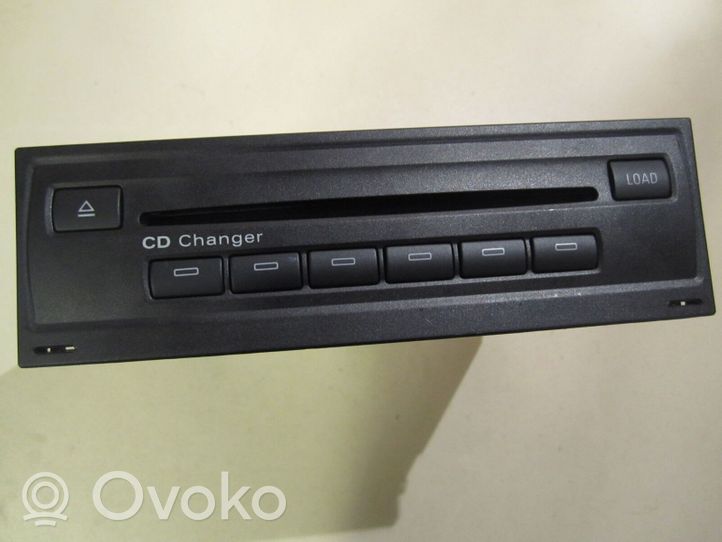 Audi A6 S6 C6 4F CD/DVD mainītājs 4E0910110E