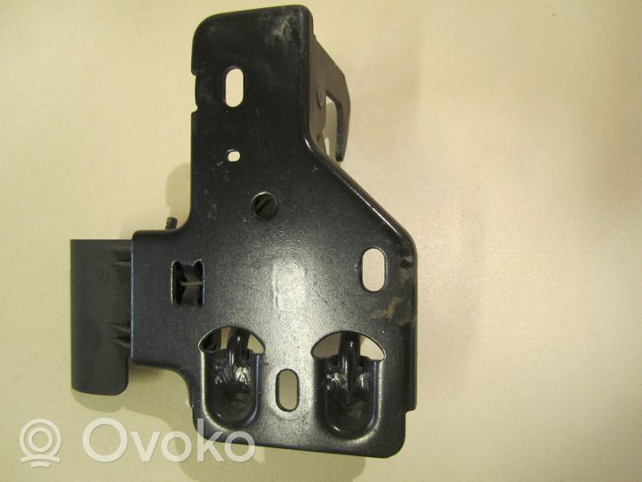 Volkswagen Touareg I Engine bonnet/hood lock/latch loop/hook 6Q0823480B