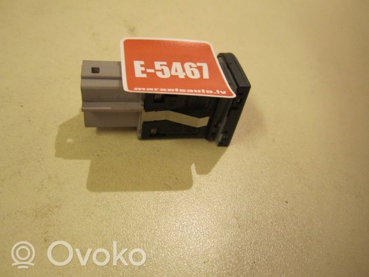 Volkswagen Polo V 6R Seat heating switch 6C0963564A