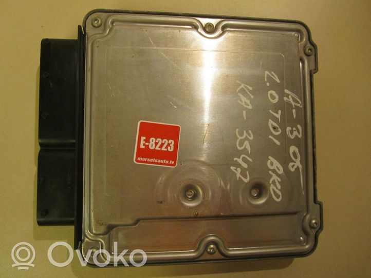 Audi A3 S3 8P Calculateur moteur ECU 03G906016G