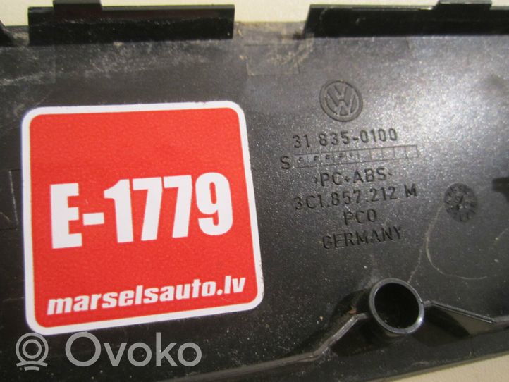 Volkswagen PASSAT B6 Kojelaudan hansikaslokeron lista 3C1857212M