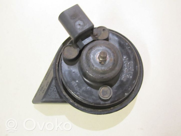 Volkswagen Polo IV 9N3 Horn signal 6Q0951223G