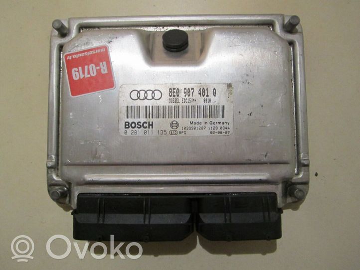 Audi A4 S4 B6 8E 8H Moottorin ohjainlaite/moduuli 8E0907401Q