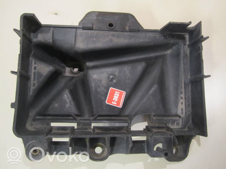 Skoda Fabia Mk1 (6Y) Vassoio batteria 600915331