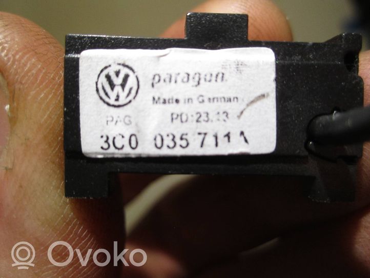 Volkswagen PASSAT B6 Mikrofoni (bluetooth/puhelin) 3C0035711A