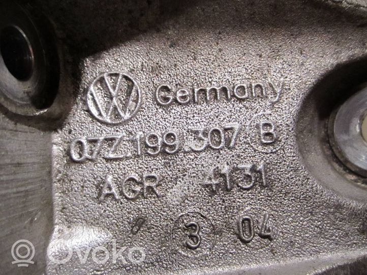 Volkswagen Touareg I Supporto di montaggio del motore (usato) 07Z199307B