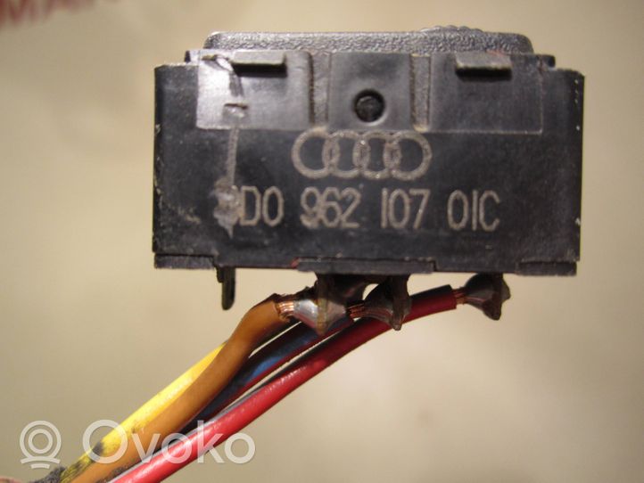 Audi A4 S4 B5 8D Central locking switch button 8D0962107