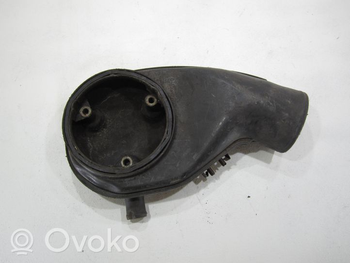 Volkswagen Golf III Część rury dolotu powietrza 037129654B